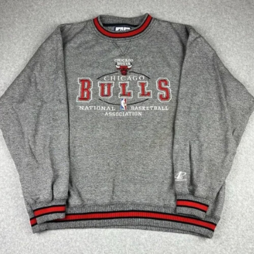 Vintage 90s Chicago Bulls Sweatshirt Large Gray NFL Logo Athletic Embroidered